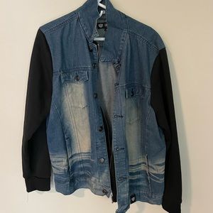 Mens large Jean jacket with black sleeves